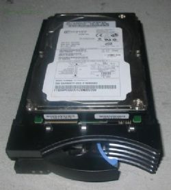 2.el IBM 90P1384 73GB 73.4GB SCSI U320-3 15K Hard Drive with Tray ürün resmi