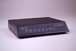 2.el Cisco 1005 Serial Router ürün resmi